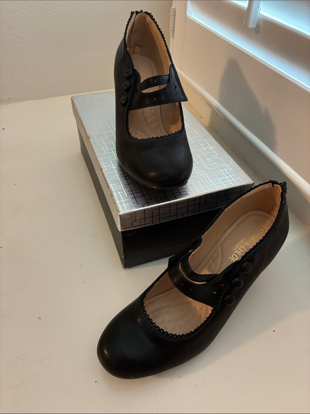 Chase + Chloe Black Mary Jane Heels with Button Strap
